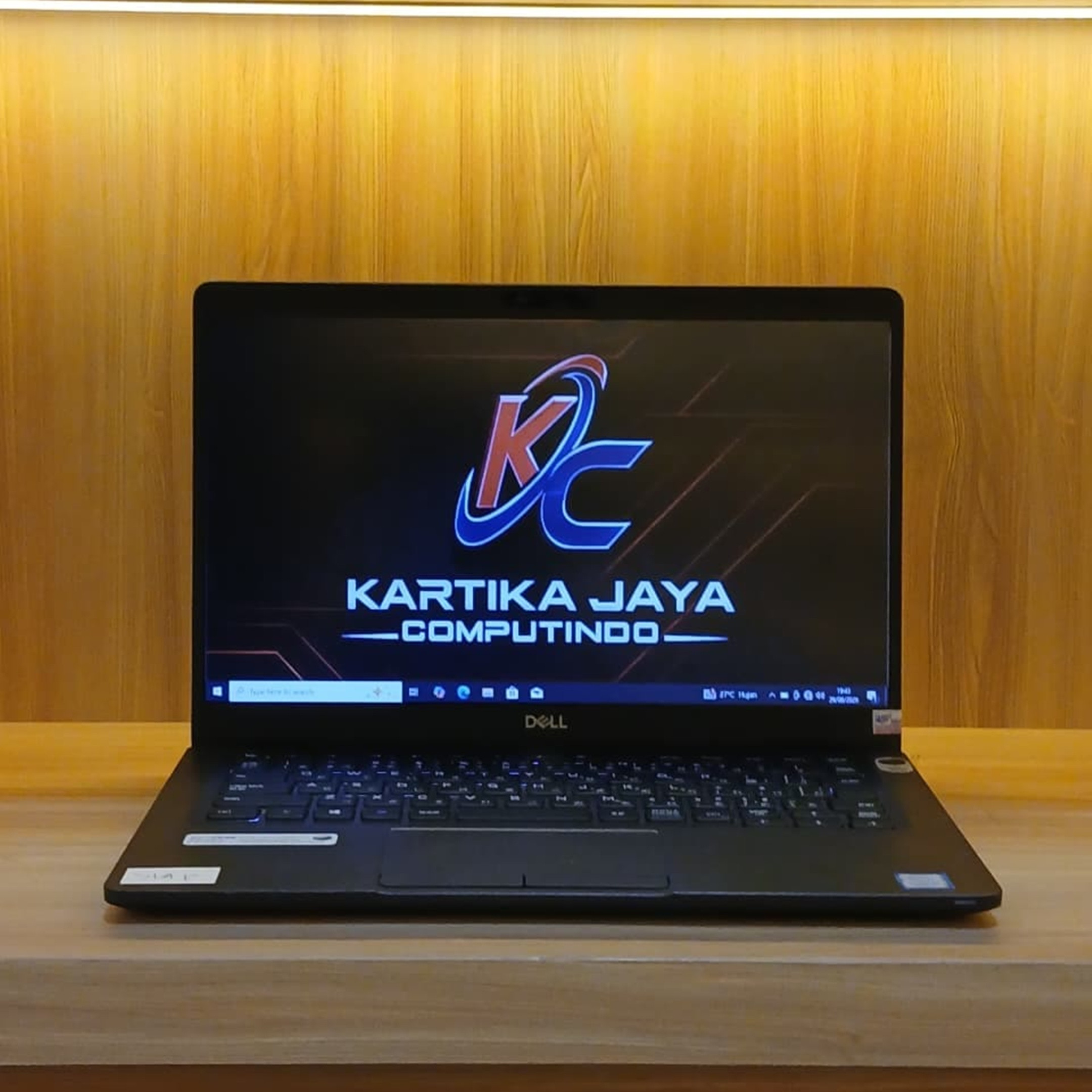 DELL LATITUDE 5300 CORE I5 RAM 8 SSD 2ND MURAH